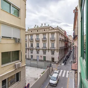 https://livemalaga-panaderos-old-town.es-andalucia.com