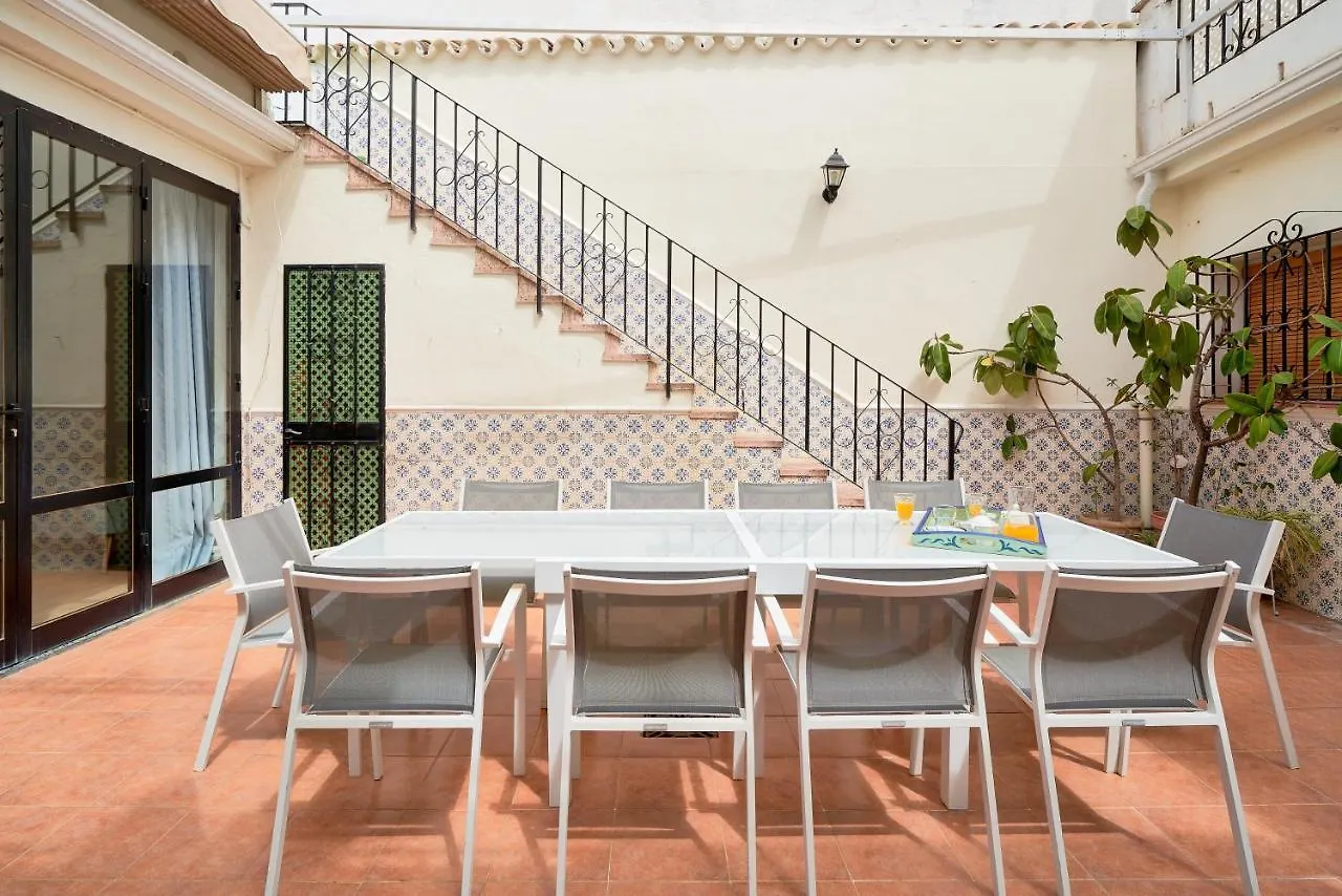 Orange Square Rooftop Apartment 250 M2 Marbella Spain