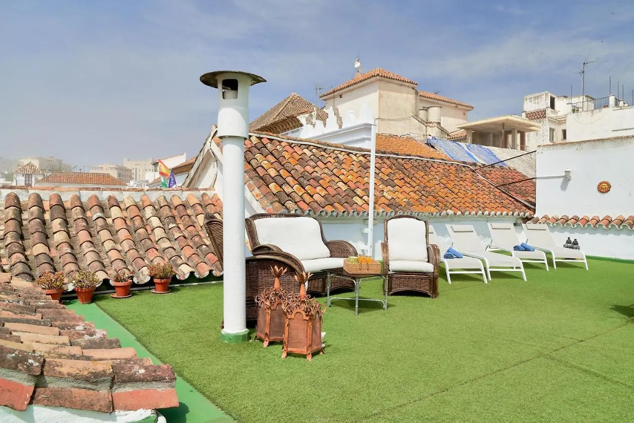 Orange Square Rooftop Apartment 250 M2 Marbella Spain